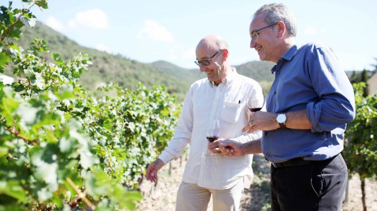 Salvador Sunyer (esquerra) acompanyat per Xavier Albertí