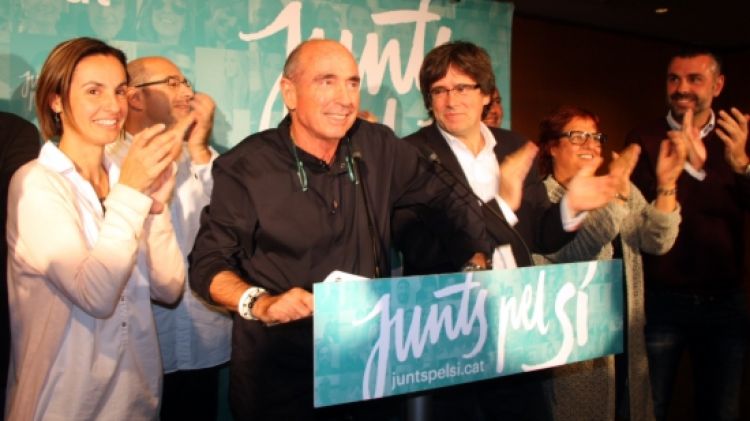 Junts pel Sí celebrant els resultats a Girona, els millors de tota Catalunya © ACN