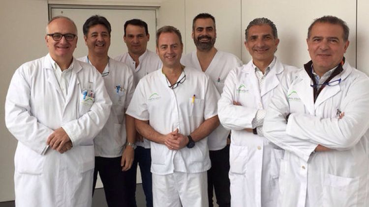Part de l'equip de metges que treballen en el servei únic de Traumatologia i Cirurgia Ortopèdica © ACN