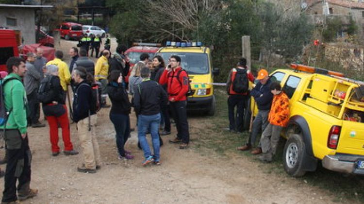 Voluntaris desplaçat a la zona de recerca © ACN