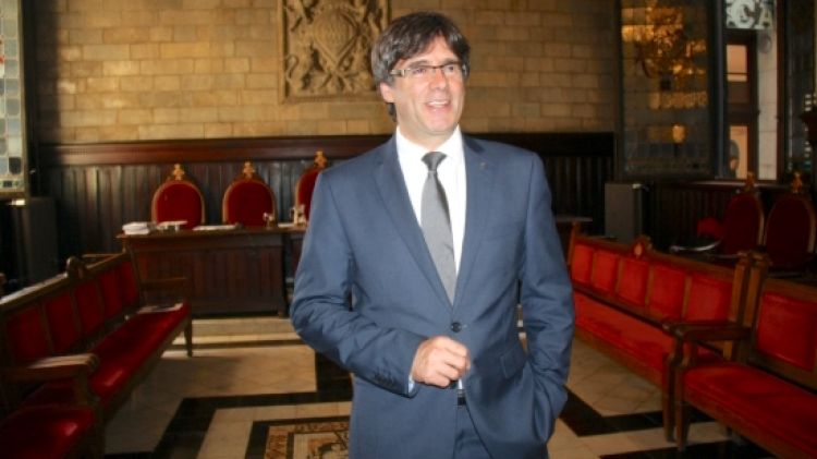 Carles Puigdemont a la sala de plens de l'Ajuntament de Girona © ACN