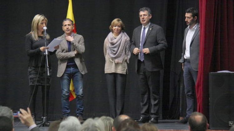 Un instant de la constitució de la comissió gestora © ACN