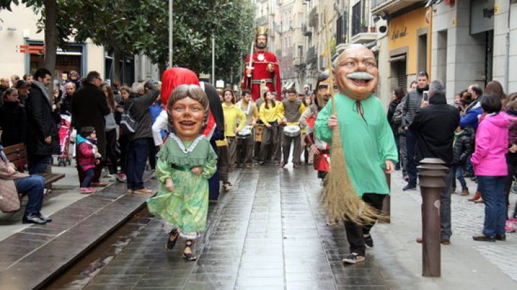 La Fal·lera Gironina han estat els encarregats de la cercavila © ACN