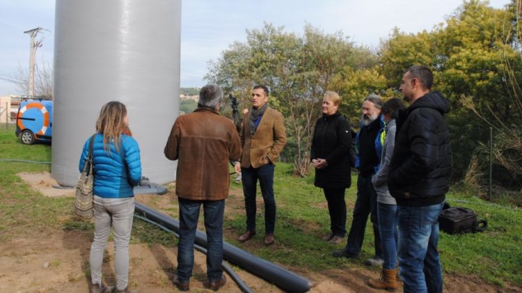 L'alcalde de Sant Feliu de Guíxols, Carles Motas, visitant les obres © ACN