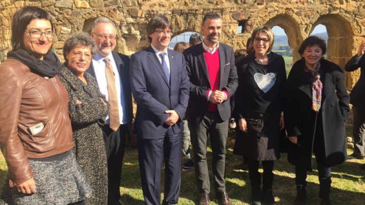 El president de la Generalitat, Carles Puigdemont, inaugurant les obres de restauració