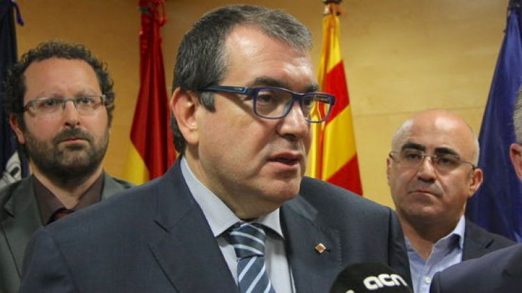 Jordi Jané atenent els mitjans, aquest matí © ACN