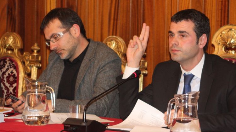 Pere Casellas (esquerra) i Santi Vila en una imatge d'arxiu © Marc Estarriola