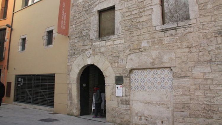 L'exterior del Museu Arqueològic Comarcal de Banyoles © ACN