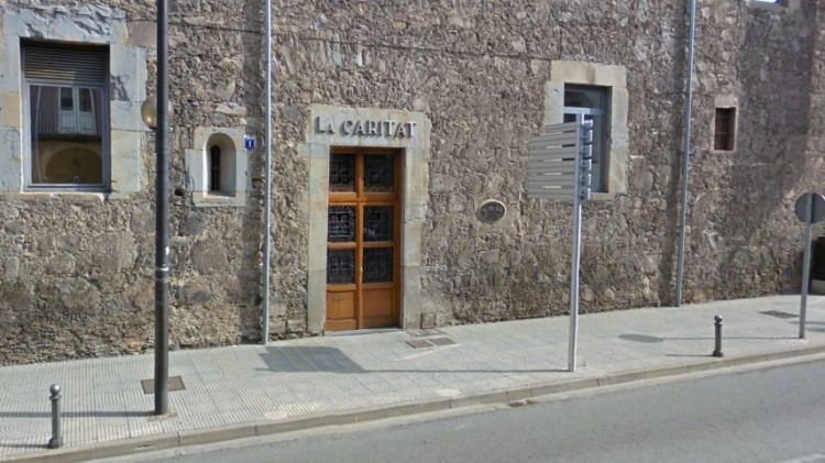 Entrada del geriàtric 'la Caritat' d'Olot © AG