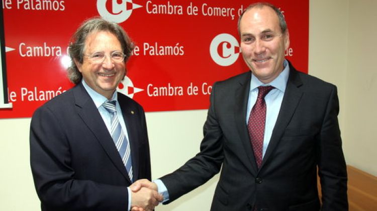 Els presidents de les cambres de comerç de Palamós i de Sant Feliu de Guíxols, Joan Puig i Xavier Ribera © ACN