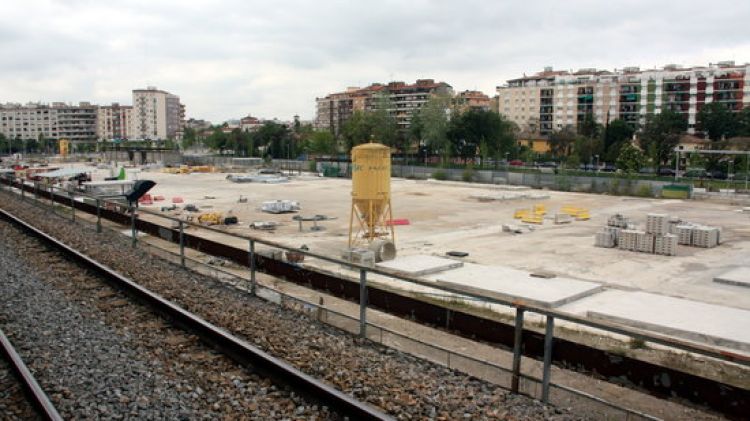 Part de la llosa de l'estació del TAV, que ara s'ha de convertir en una zona verda © ACN