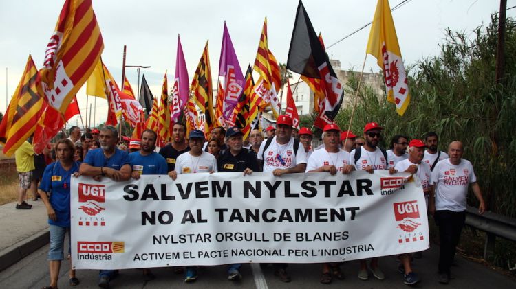 La capçalera de la manifestació d'aquest 27 de juliol © ACN