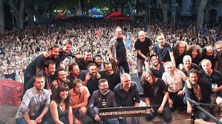 Foto de família del darrer concert de l'Acústica en l'edició de l'any passat