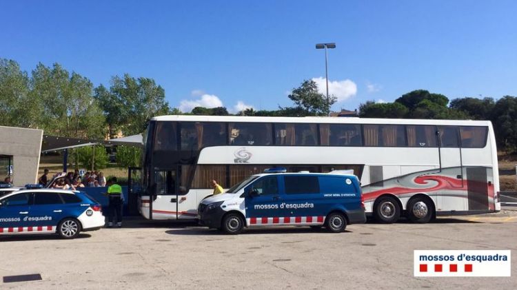 L'autocar que conduia l'home detingut