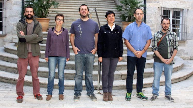 Foto de família de la presentació del web pasturem.cat a Girona © ACN
