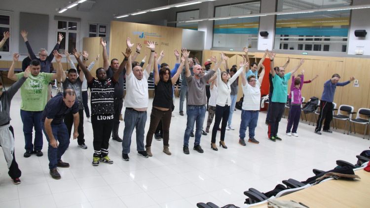 Treballadors de La Fageda assajant la coreografia del muntatge 'Dreams' © ACN