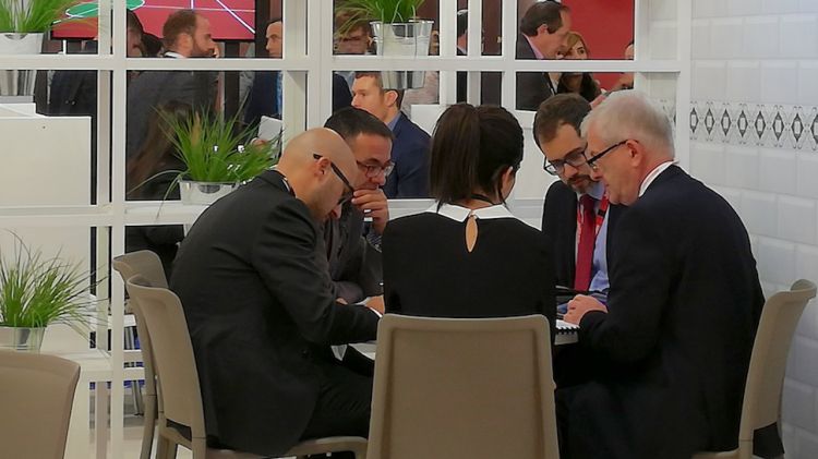 Una de les reunions dels representants del Patronat de Turisme a la World Travel Market de Londres © ACN