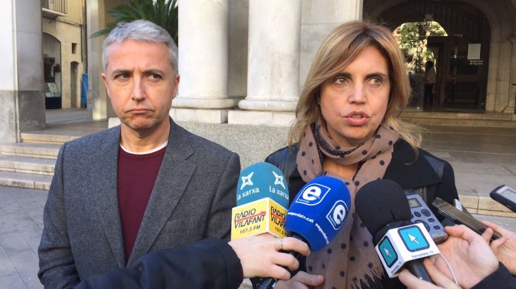 L'alcaldessa de Figueres, Marta Felip, atenent els mitjans aquest matí © ACN