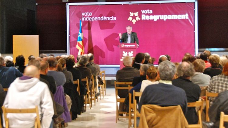 Un moment de l'acte electoral a Bescanó d'ahir a la nit © AG