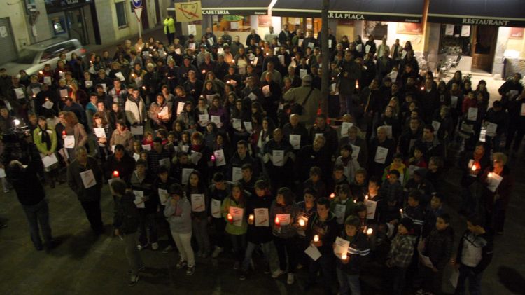 Unes 250 persones s'han aplegat a la Jonquera en suport als activistes © ACN