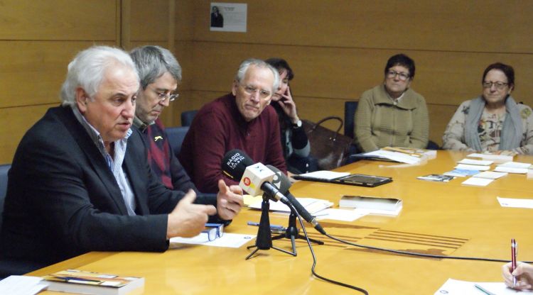 Josep Maria Corominas explicant les fases que composaran el pla de millora