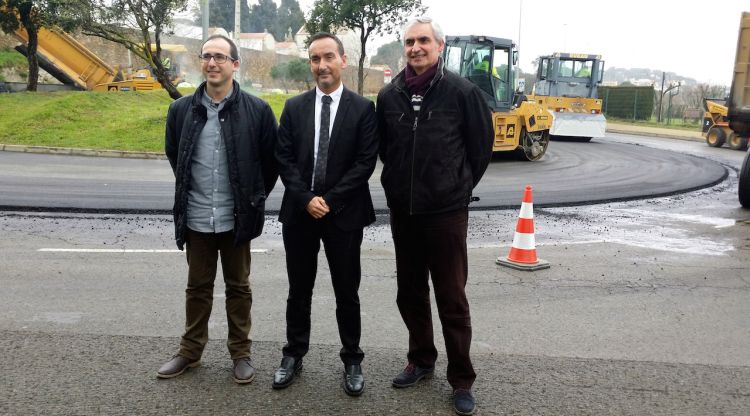 L'alcalde de Palamós, Lluís Puig, el gerent de Ports de la Generalitat, Joan Pere Gómez, i el regidor d'Urbanisme, Jordi Pallí