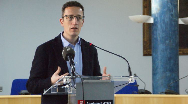El regidor de Promoció Econòmica d'Olot, Estanis Vayreda, fent balanç de l'Olotx2