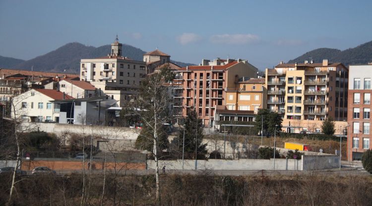Blocs de pisos a Olot. ACN