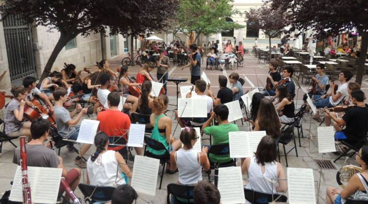 Imatge d'arxiu d'una actuació de la Jove Orquestra de les Comarques Gironines. ACN