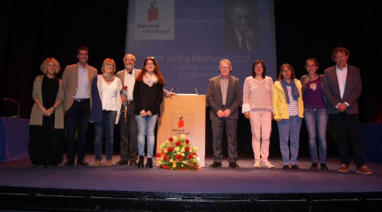 Algunes de les persones que han participat en la lectura continuada