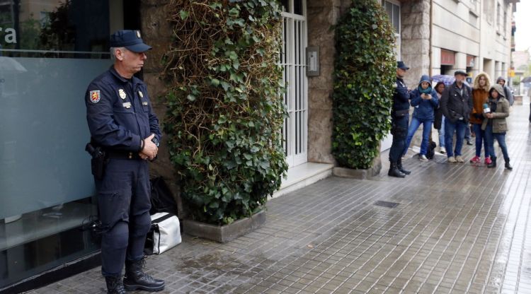 Els escorcolls s'han iniciat a la casa de l'expresident a Barcelona. ACN