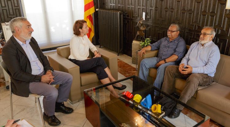 Marta Madrenas amb el Padre Melo, aquest matí. Aj. de Girona