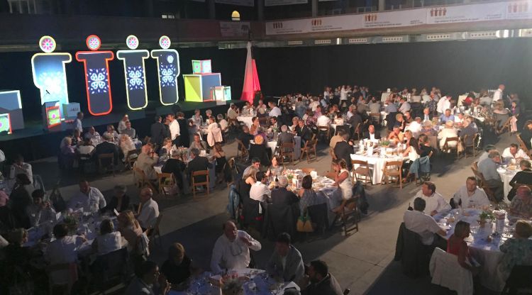 Fotografia del sopar benèfic de l'entitat Oncolliga ahir a Fira de Girona