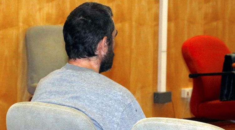 L'acusat, Dídac Masbernat, ha reconegut al judici que va amenaçar menors a través d'Internet i va aconseguir imatges pornogràfiques (arxiu). ACN