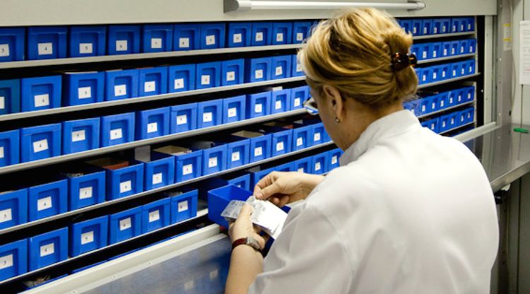 Les obres de millora al servei de farmàcia de l'hospital Josep Trueta permetran automatitzar el magatzem de medicaments