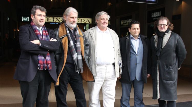 Chris Samwells, acompanyat de Toni Badimon aquest divendres al cinema Alexandra © ACN