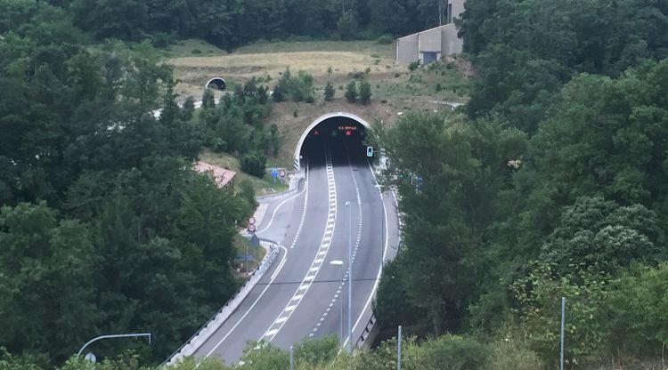 Una de les entrades del túnel de Bracons. ACN