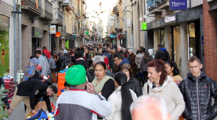 Els carrers plens en l'edició de l'Olotx2 el 2015