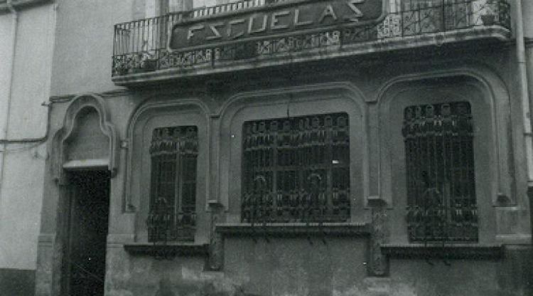 La façana de l'edifici vista a finals del segle passat