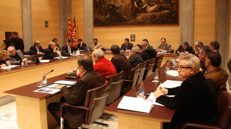 Imatge del ple que ha tingut lloc aquest migdia a la Diputació de Girona © M. Estarriola