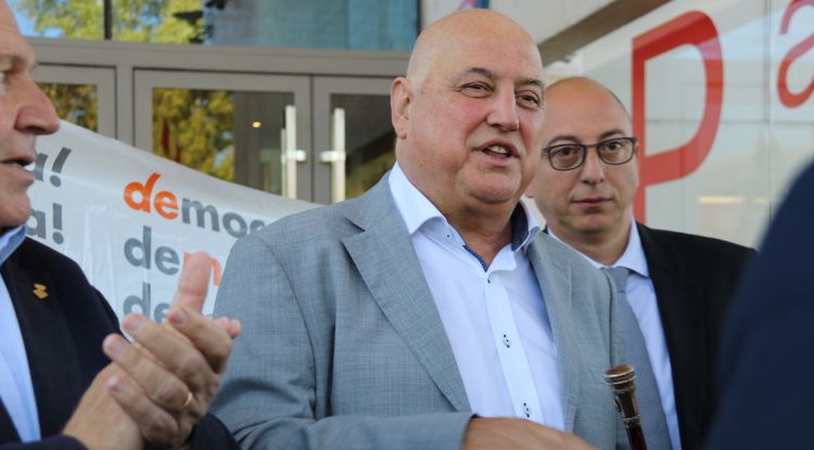 L'alcalde d'Olot, Josep Maria Corominas, després de comparèixer davant de fiscalia. ACN