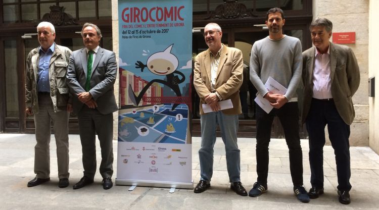 Els organitzadors del Girocòmic i autoritats a la presentació de la programació