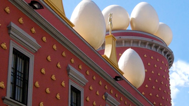 Façana del Museu Dalí a Figueres (arxiu)