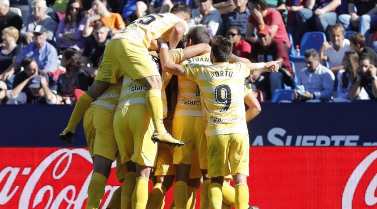 Els jugadors del Girona FC celebrant un gol en el partit contra el Llevant. Girona FC