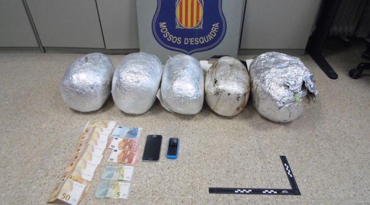 Droga intervinguda a l'estació de tren