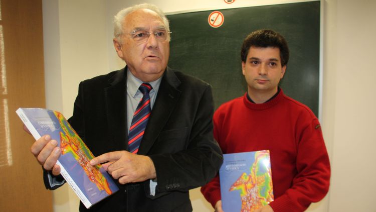 El doctor Josep Arnau i el seu col·laborador Àlex Deltell © ACN