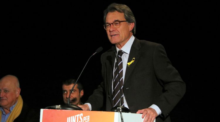 Pla mig d'Artur Mas en un míting de Junts per Catalunya a Olot. ACN