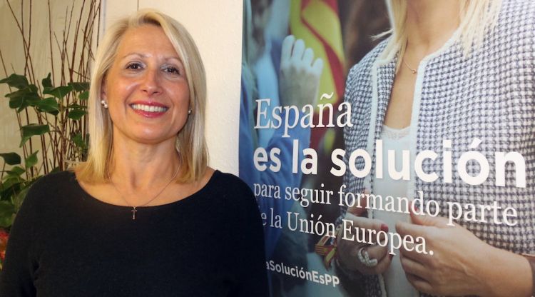 La cap de llista del PP per Girona al 21-D, Maria Àngels Olmedo, a la seu del partit. ACN