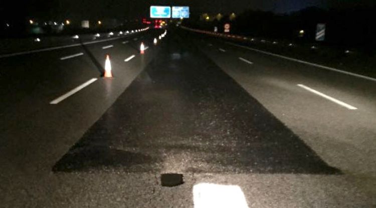 El forat al bell mig de l'autopista