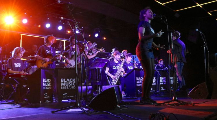 La Black Music Big Band a la Sala Apolo[2] de Barcelona en el marc del Black Music Festival. ACN